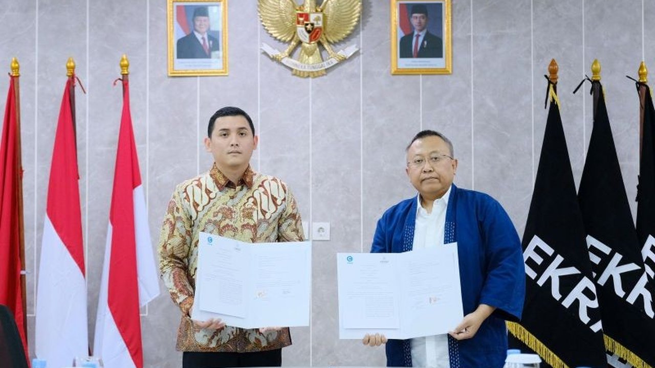 Kementerian Pariwisata dan Ekonomi Kreatif (Kemenparekraf) berkolaborasi dengan CAKAP menyelenggarakan pelatihan digital UMKM ekonomi kreatif gratis untuk ribuan pelaku usaha. Bagaimana dampaknya?