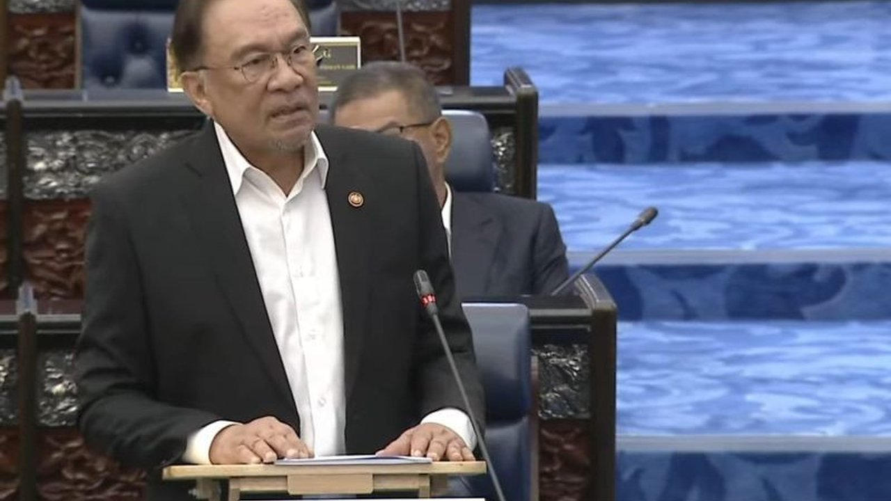 Perdana Menteri Malaysia Anwar Ibrahim angkat bicara mengenai sengketa Laut Sulawesi dengan Indonesia di Dewan Rakyat, menegaskan belum ada kesepakatan final.