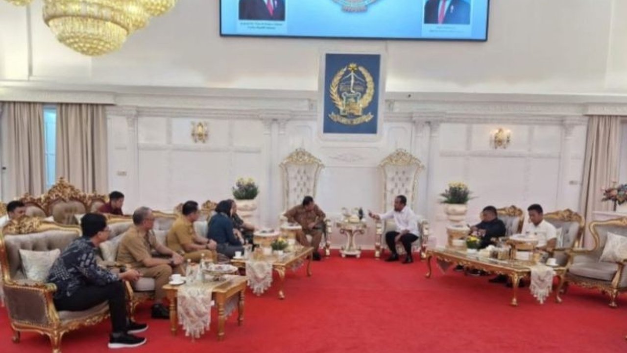 Pemerintah Kabupaten Takalar berencana memanfaatkan slag nikel dari PT Huadi Nickel untuk penanganan abrasi pantai, sebuah langkah inovatif yang menarik perhatian.