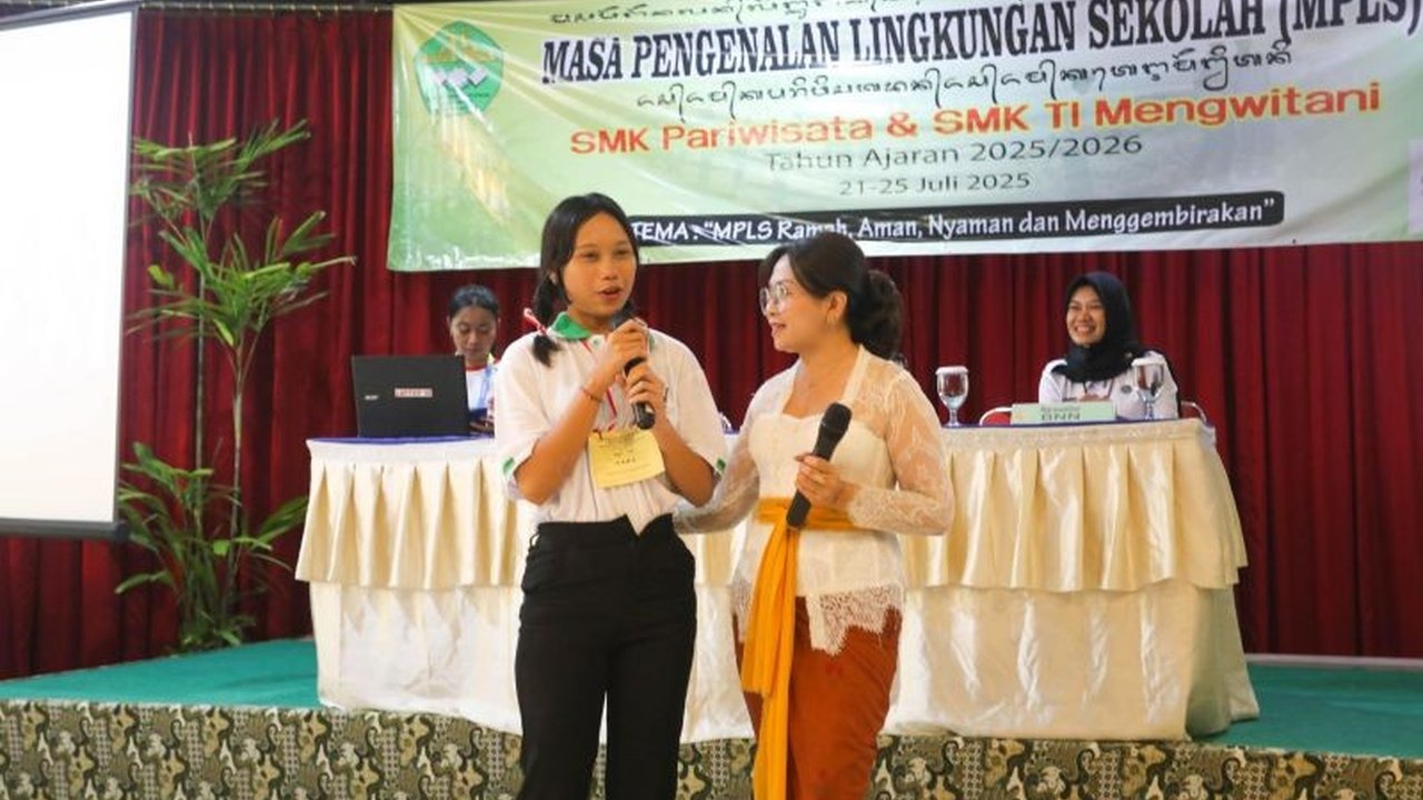 Pelajar di Kabupaten Badung menerima Edukasi Anti Narkoba saat MPLS. Langkah ini krusial untuk membentengi generasi muda dari bahaya narkotika sejak dini.