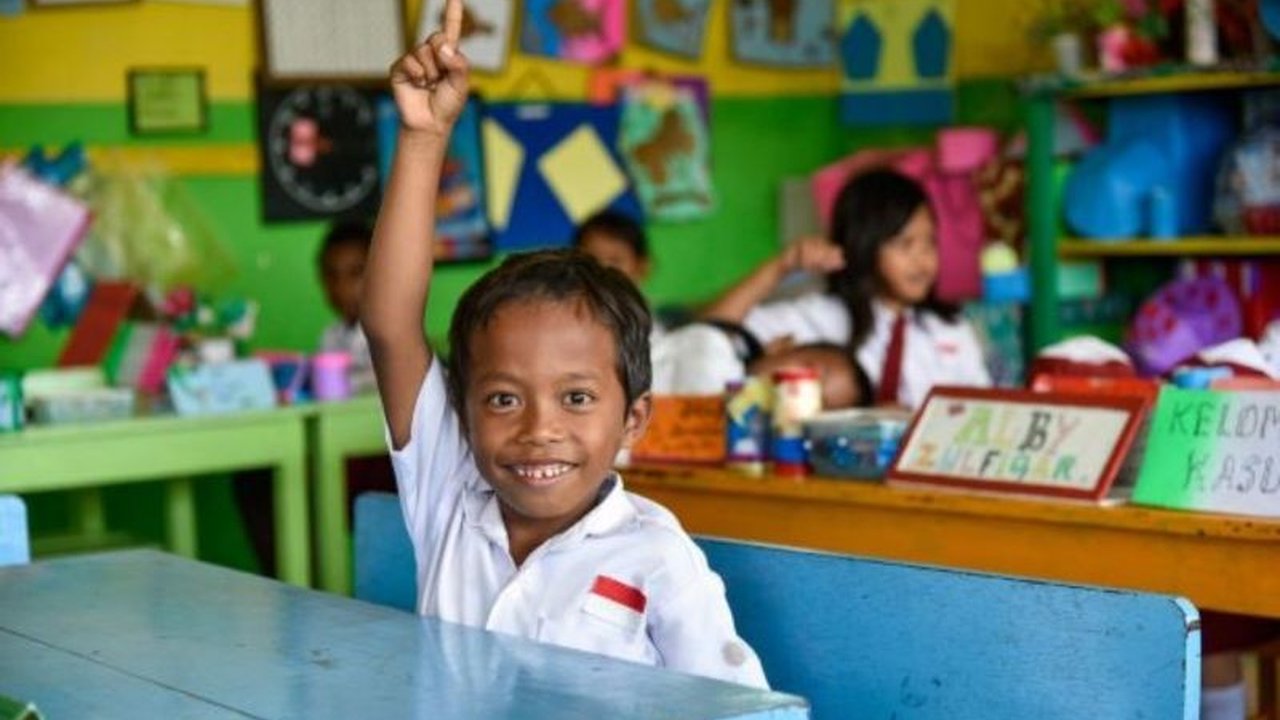 Dalam rangka Hari Anak Nasional, UNICEF memuji langkah signifikan pemerintah Indonesia dalam memajukan hak anak Indonesia selama satu dekade terakhir, termasuk upaya atasi malnutrisi dan perluas akses pendidikan.