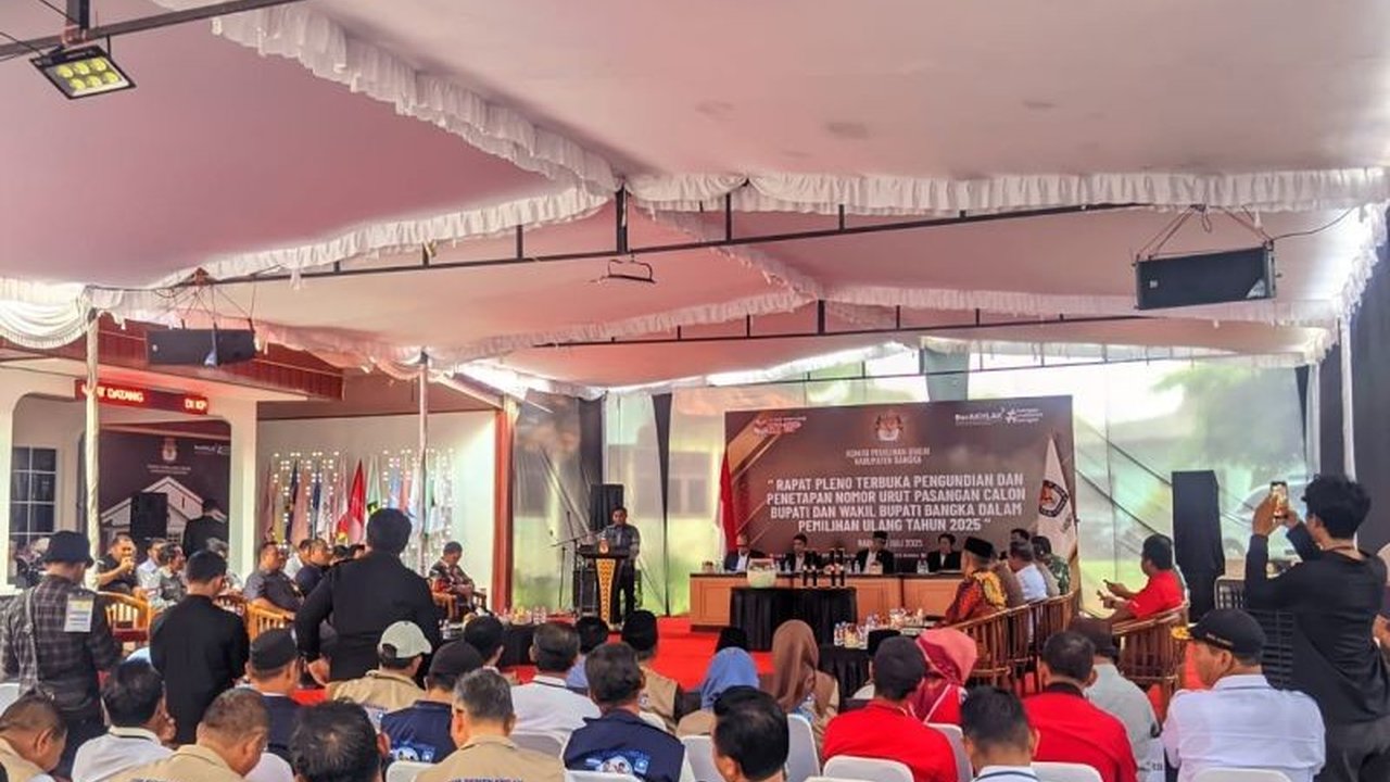 KPU Bangka Belitung ajak pasangan calon aktif sosialisasi demi capai target 80% partisipasi pemilih di Pilkada Ulang 2025, mengingat waktu persiapan yang singkat.