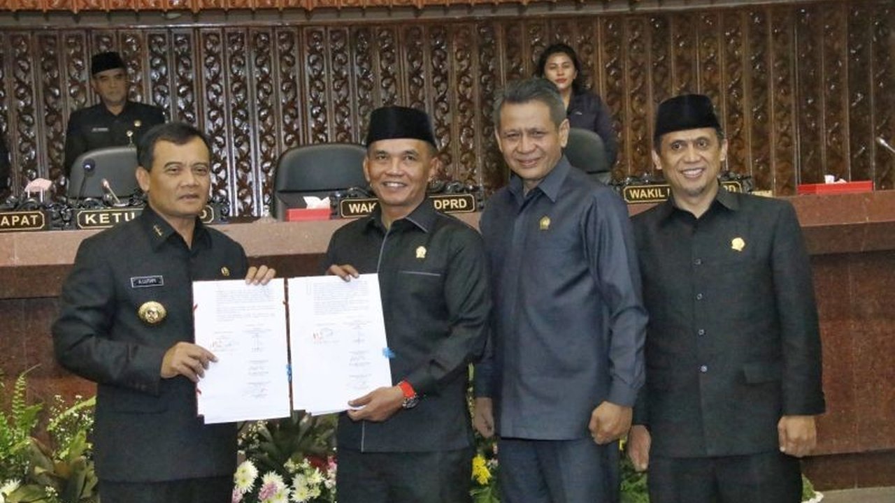 Proyeksi pendapatan daerah dalam APBD Perubahan Jateng 2025 disepakati naik signifikan Rp88,4 miliar, siap dorong pembangunan prioritas.