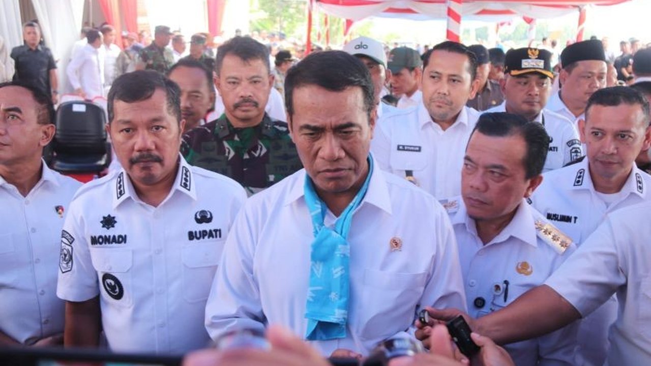 Menteri Pertanian Andi Amran Sulaiman genjot program hilirisasi kelapa untuk dongkrak nilai ekonomi dan pendapatan petani, khususnya di Jambi.