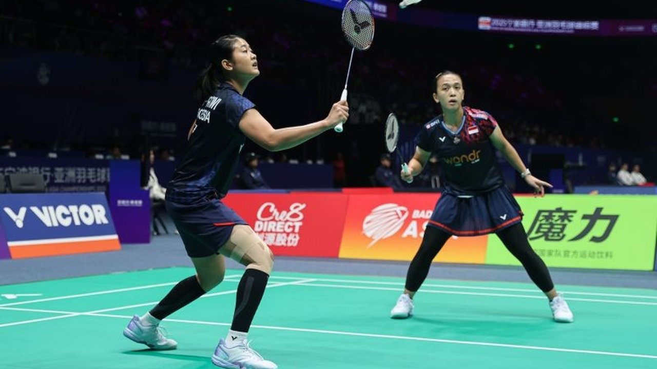Pasangan ganda putri Indonesia, Ana/Tiwi China Open 2025, sukses membuka langkah mereka dengan kemenangan meyakinkan. Bagaimana strategi mereka mengalahkan wakil Taiwan?
