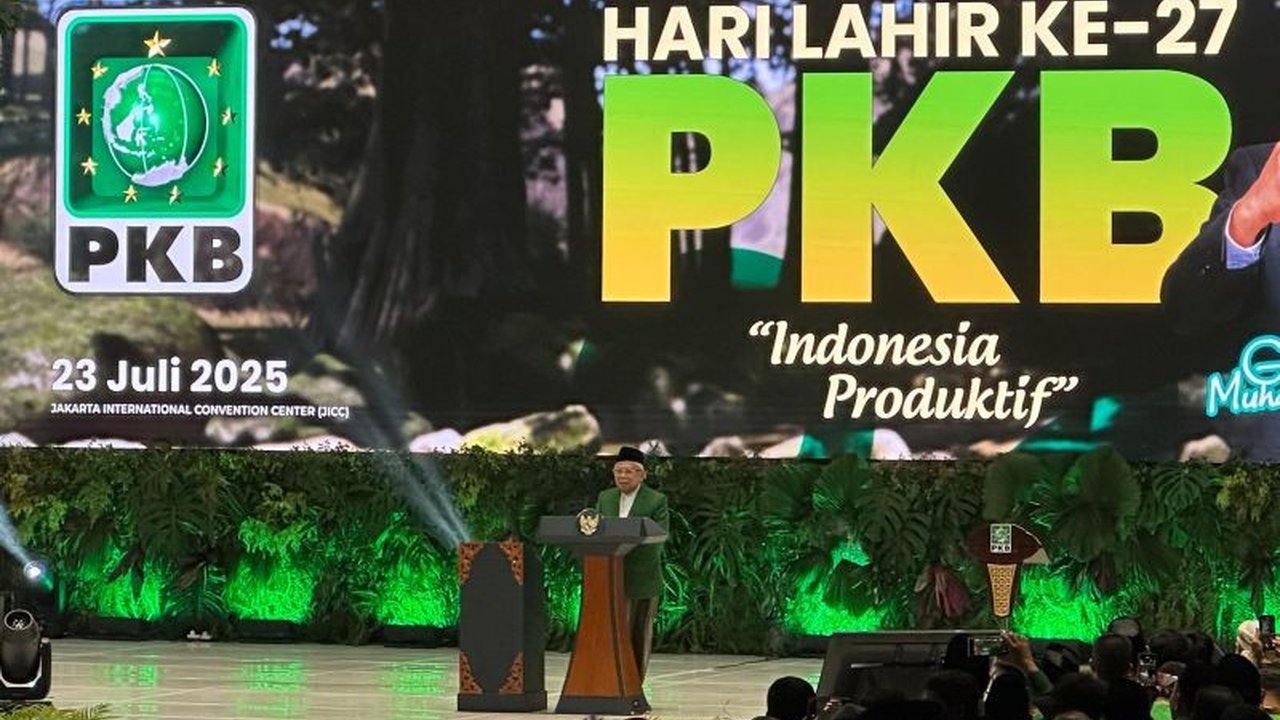Mantan Wakil Presiden KH Ma'ruf Amin menyerukan agar hasil tambang di Indonesia sepenuhnya digunakan untuk kemakmuran rakyat, disampaikan dalam Harlah PKB ke-27 yang menarik perhatian.