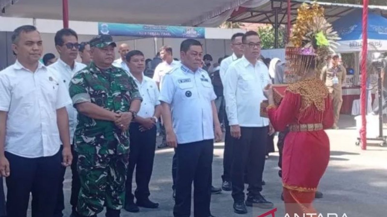 Pemerintah Kota Pangkalpinang kembali menggelar Job Fair 2025 dengan 904 lowongan kerja, menjadi solusi nyata atasi masalah pengangguran di daerah.