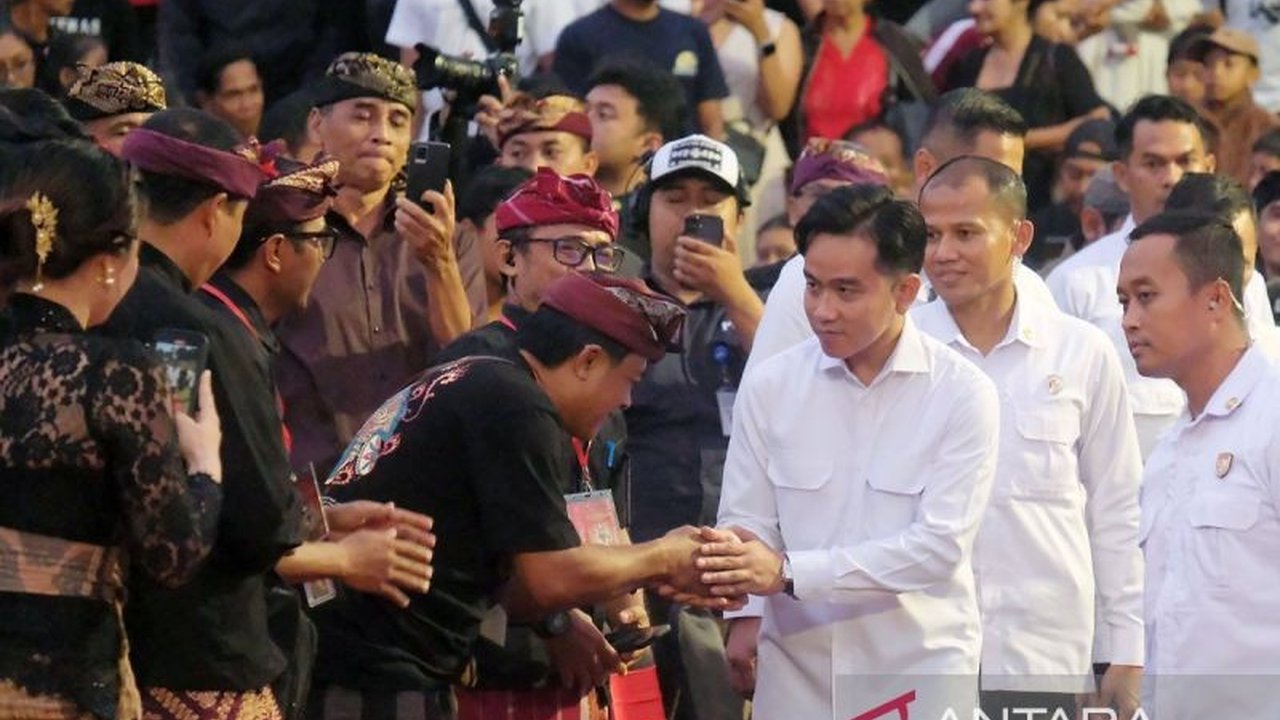 Komisi Pemberantasan Korupsi (KPK) mengumumkan Harta Gibran Rakabuming Raka mencapai Rp27,519 miliar di tahun 2024, tanpa utang. Simak rinciannya!