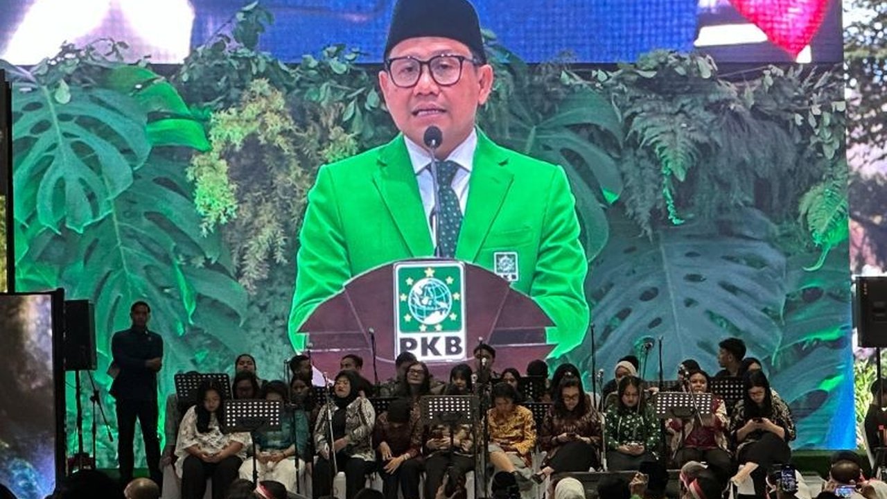 Dalam Harlah ke-27 PKB, Cak Imin harap Prabowo istikamah mengawal percepatan pembangunan menuju Indonesia Emas 2045, serta dukung penuh program prioritas pemerintah.