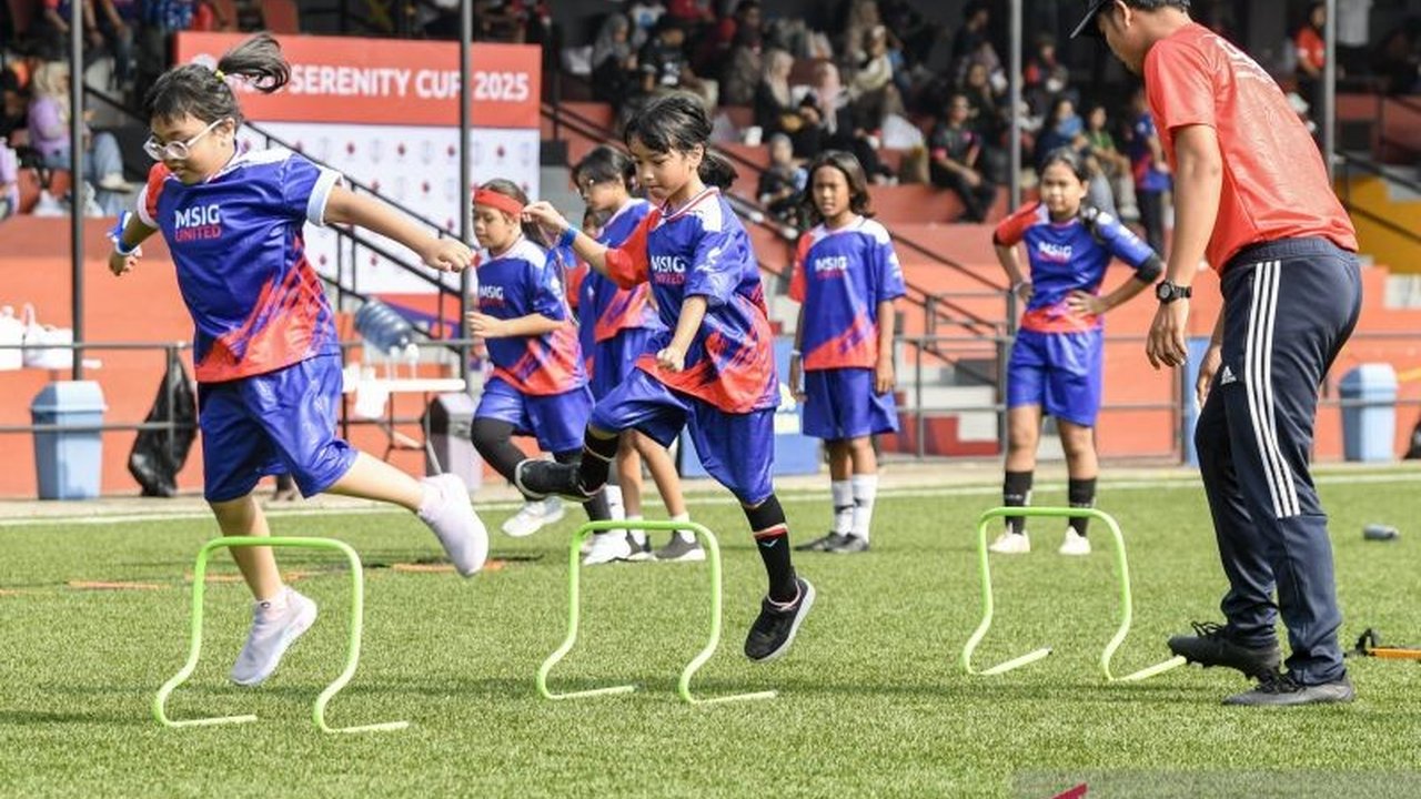 Program Girls Football 3.0 di Timor Tengah Selatan (TTS) membuka ruang aman bagi anak perempuan untuk berprestasi di sepak bola sekaligus melawan diskriminasi gender.