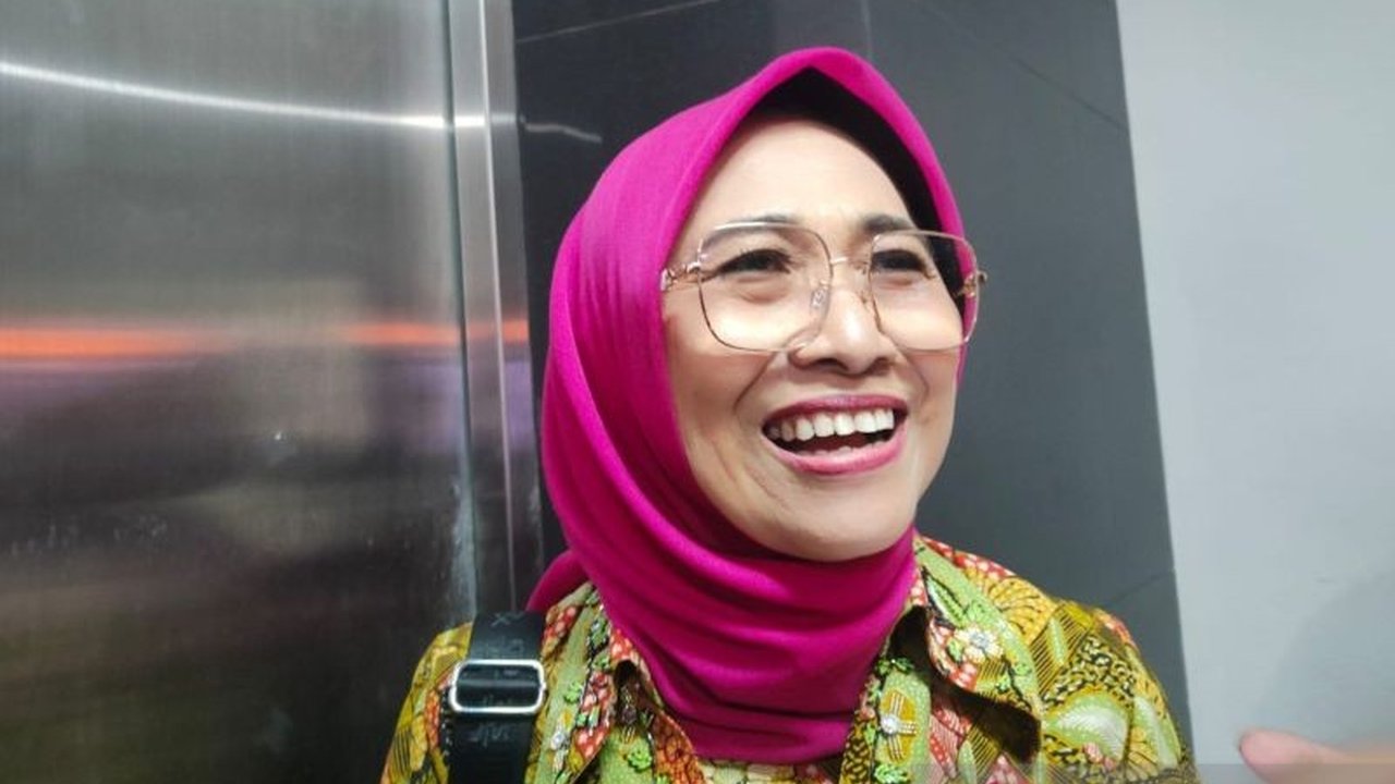 DPR RI tengah mengupayakan kurikulum pendidikan yang lebih adaptif melalui revisi UU Sisdiknas. Apa saja poin penting yang akan diatur untuk masa depan pendidikan Indonesia?