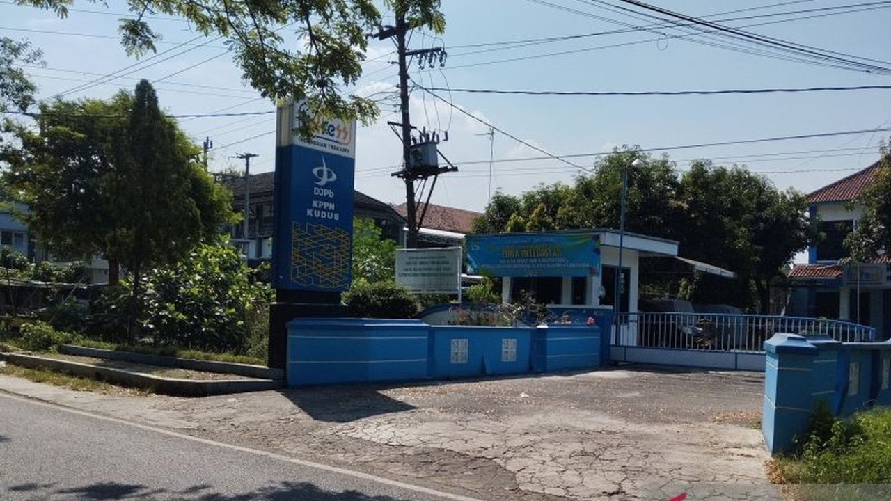 KPPN Kudus melaporkan penyaluran Dana Desa di Kudus, Jepara, dan Demak telah mencapai Rp334,34 miliar pada semester pertama 2025. Bagaimana detail penggunaannya?