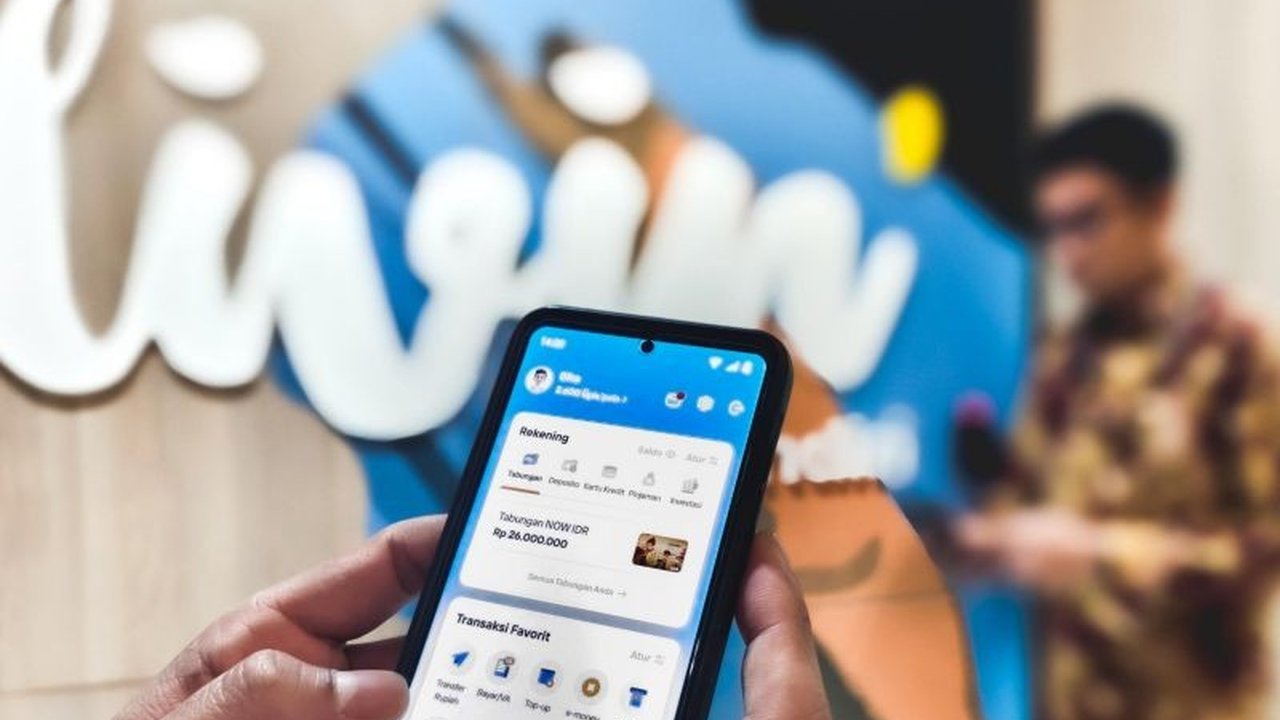 Bank Mandiri mencatat transaksi QRIS Antarnegara mencapai Rp49,16 miliar hingga Mei 2025, menunjukkan peningkatan preferensi pembayaran digital saat bepergian ke luar negeri. Apa saja fitur pendukungnya?