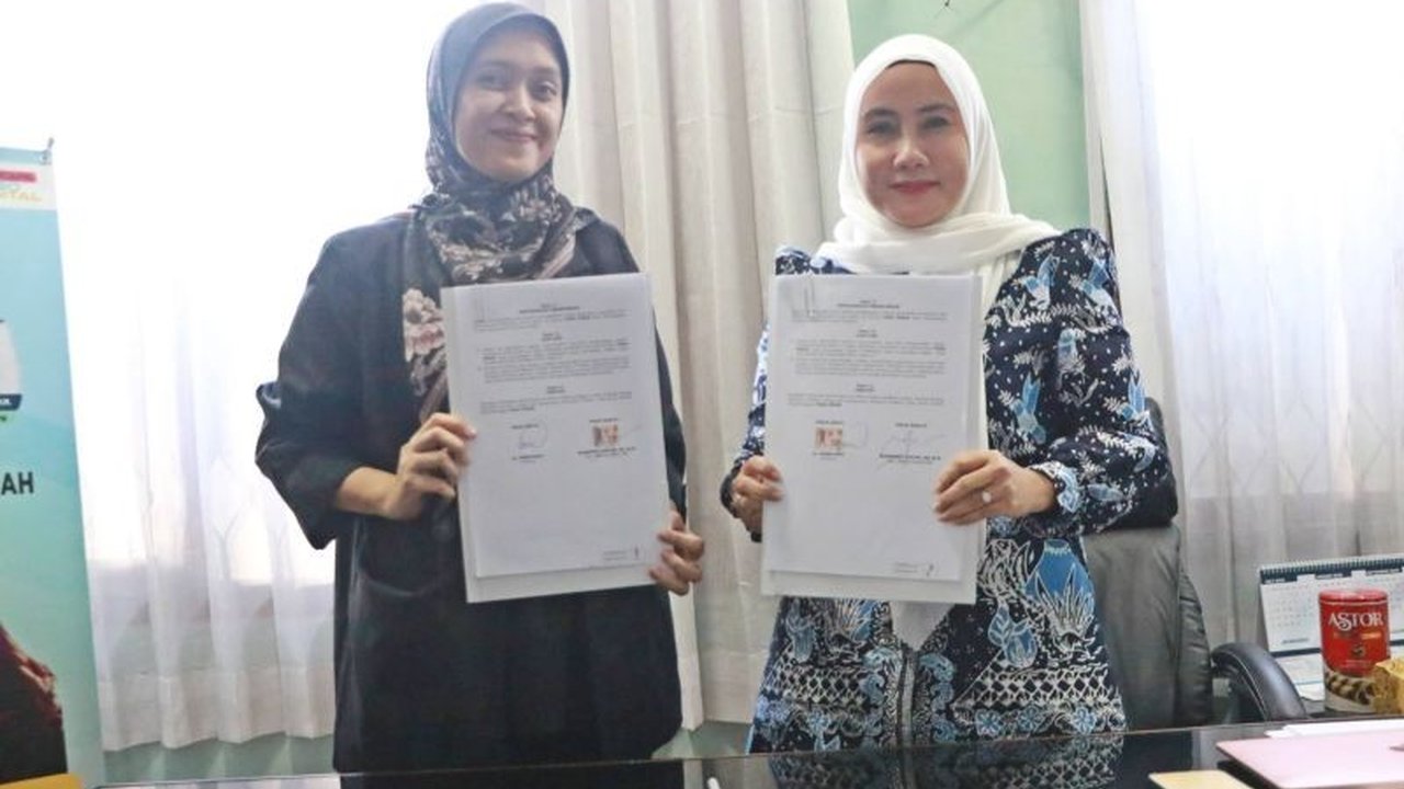 Disdukcapil Kabupaten Serang memperluas Layanan Adminduk Serang dengan menggandeng RS Kurnia, memungkinkan bayi baru lahir langsung kantongi akta, KK, dan KIA. Simak kemudahan yang ditawarkan!