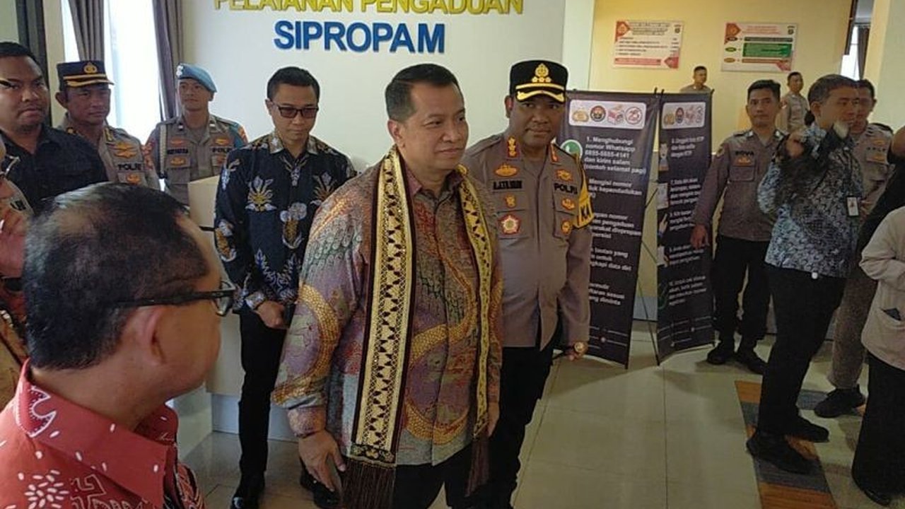 Polresta Bandarlampung menjadi sorotan berkat komitmennya dalam meningkatkan kualitas pelayanan publik. Kapolda Lampung dan Wamen PANRB memberikan apresiasi tinggi.