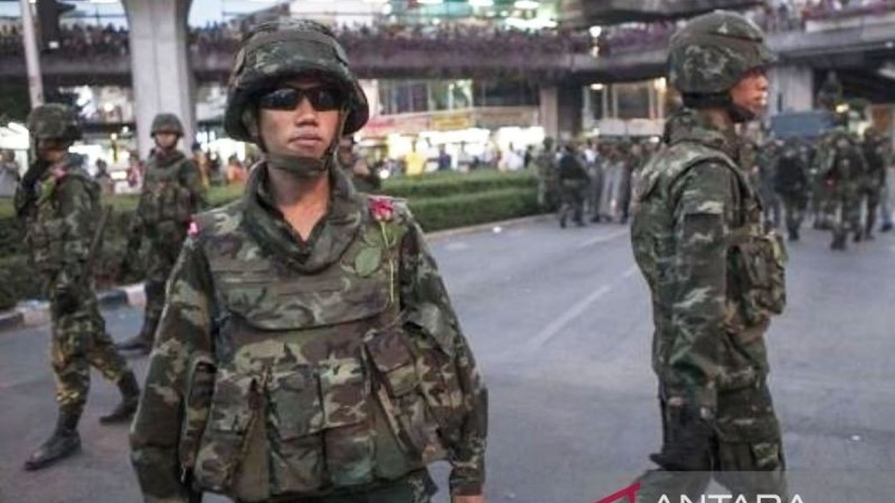 KBRI Bangkok imbau WNI di Thailand untuk cermati kondisi keamanan di tengah eskalasi konflik perbatasan Thailand-Kamboja. Mengapa imbauan ini penting bagi keselamatan WNI?