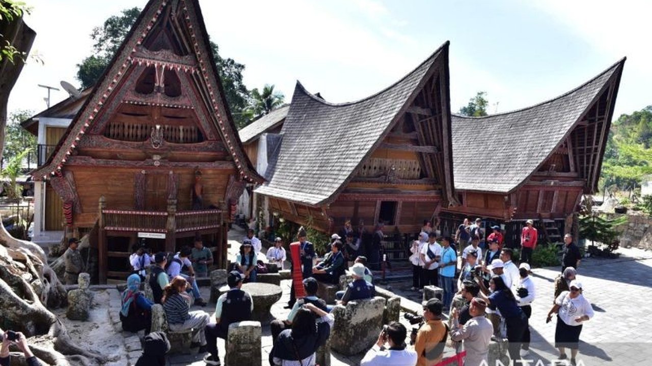 Asesor UNESCO tekankan pentingnya pemahaman masyarakat tentang spesialnya Danau Toba, danau vulkanik terbesar di dunia, sebagai kunci pelestarian Geopark Kaldera Toba.