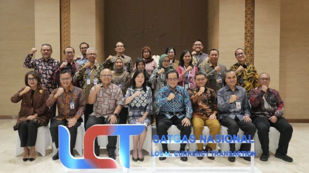 Bank Indonesia dan Satgasnas LCT mencatat nilai transaksi Local Currency Transaction (LCT) mencapai 11,7 miliar dolar AS di semester I 2025. Peningkatan drastis ini didorong oleh berbagai strategi.
