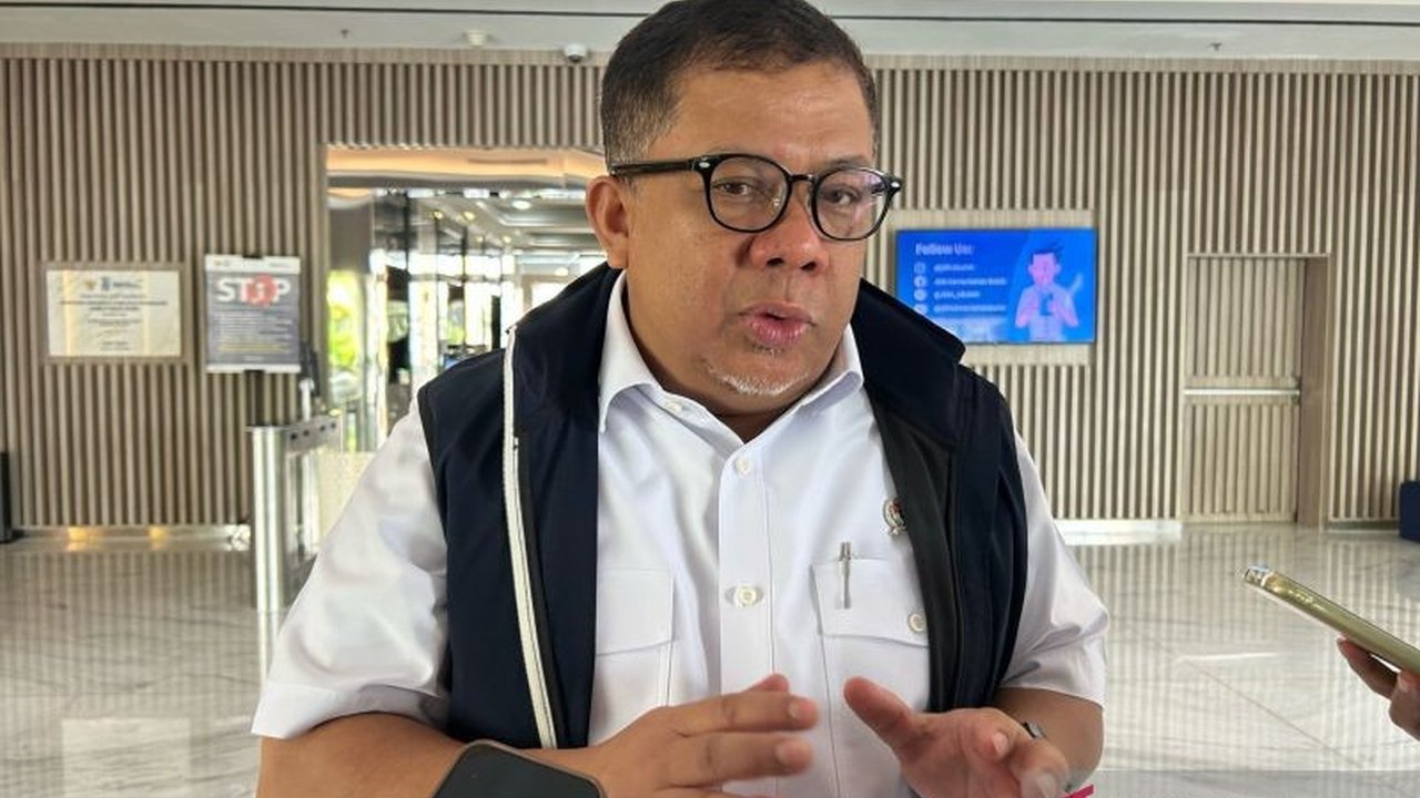 Wakil Menteri PKP Fahri Hamzah mengusulkan pembentukan 'Bulog Perumahan' sebagai offtaker rumah subsidi. Mampukah lembaga ini mengatasi backlog perumahan dan menurunkan harga?