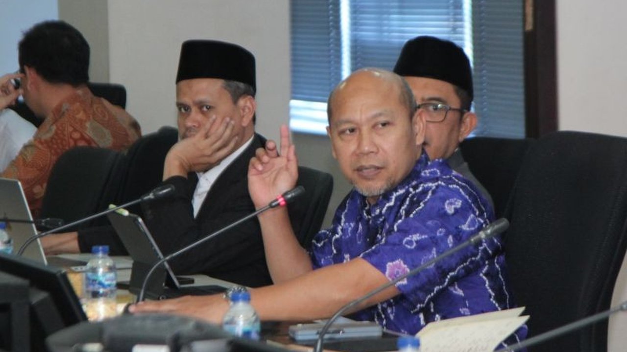 Kemenko PMK serius menggarap persiapan haji 2026, fokus pada evaluasi menyeluruh dan percepatan pemesanan tenda Armuzna. Apa saja langkah strategisnya?