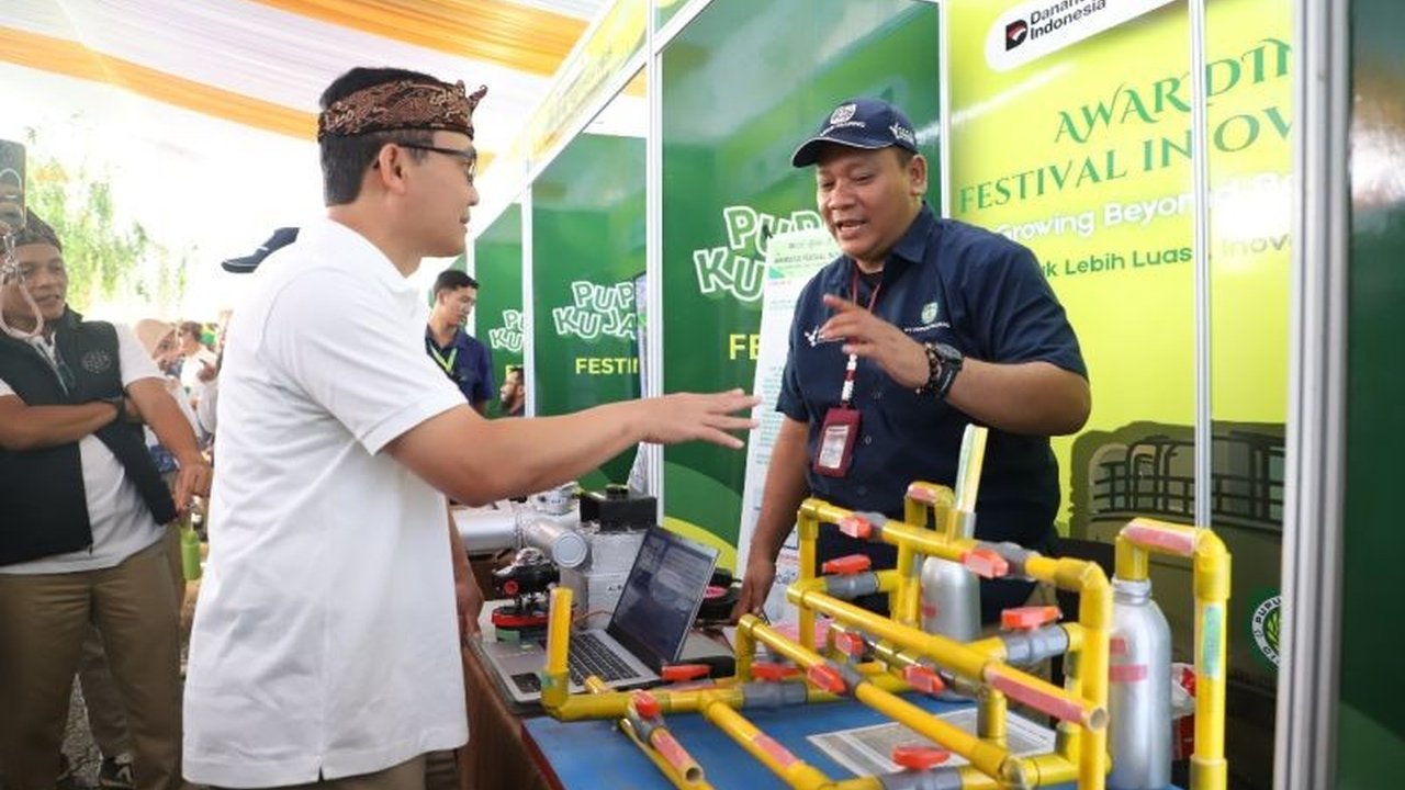 Direktur Utama PT Pupuk Kujang, Maryono, menegaskan pentingnya Inovasi Pupuk Kujang di tengah dinamika global, dibuktikan dengan suksesnya Festinov 2025 yang menarik ratusan peserta.