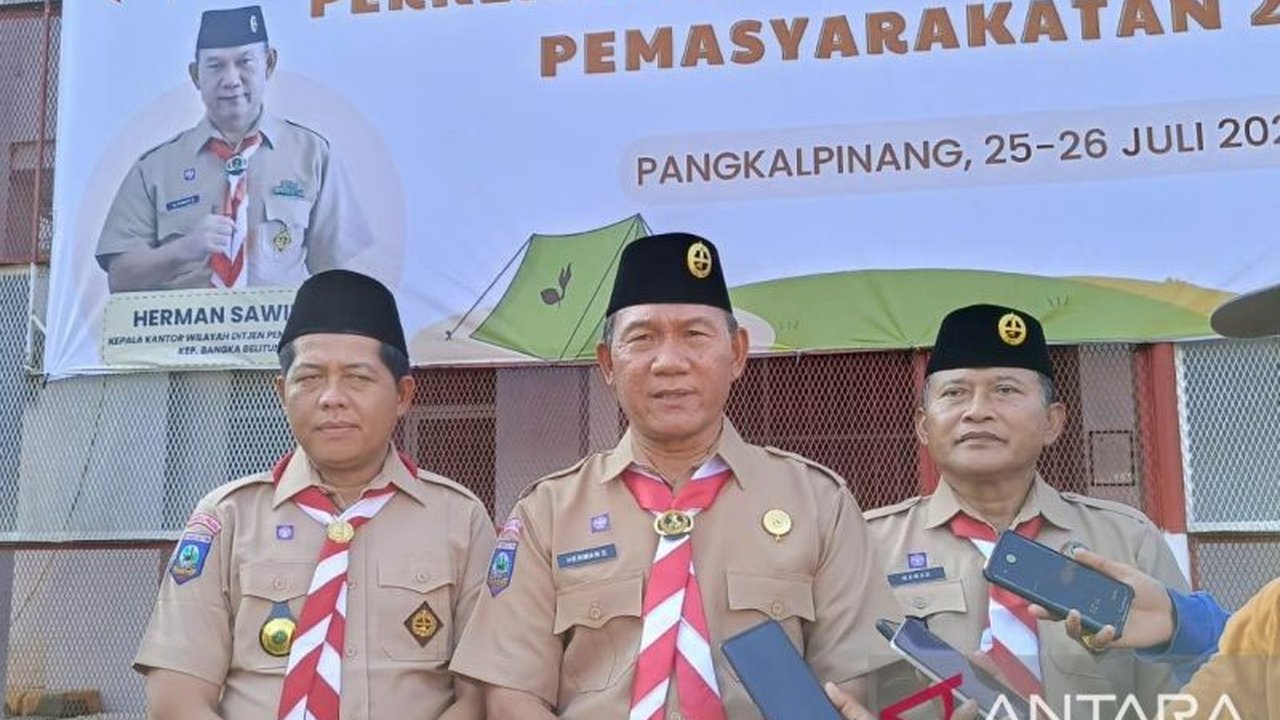 Kantor Wilayah Ditjenpas Kepulauan Bangka Belitung menghadapi tantangan serius overkapasitas lapas hingga 160 persen. Simak bagaimana pola 'zig zag' diterapkan untuk mengurai kepadatan hunian.