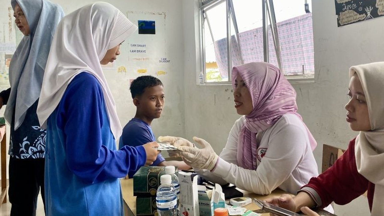Program Pemeriksaan Kesehatan Gratis Batam berhasil mendeteksi banyak pelajar dengan kadar hemoglobin (HB) rendah. Ketahui mengapa inisiatif ini krusial bagi kesehatan remaja!