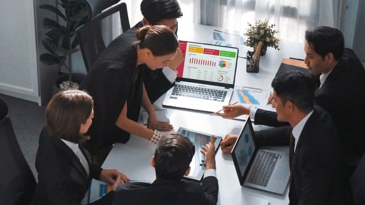 HashMicro meluncurkan Hashy, asisten virtual berbasis Teknologi AI HashMicro yang merevolusi manajemen bisnis, mampu mengotomatisasi 90% proses keuangan. Bagaimana dampaknya?