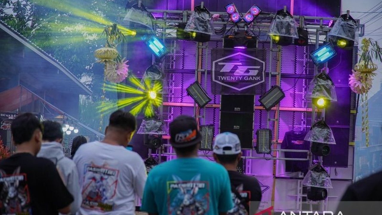 Fenomena sound horeg kini menjadi sorotan, memicu fatwa haram MUI dan kekhawatiran kesehatan akibat dentuman suara ekstrem. Bagaimana respons pemerintah dan masyarakat?