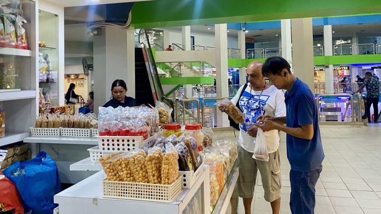 Bank Indonesia gencar edukasi QRIS cross-border kepada generasi muda negara tetangga, terutama Gen Z, untuk mendorong transaksi digital di Batam. Mengapa mereka jadi target utama?