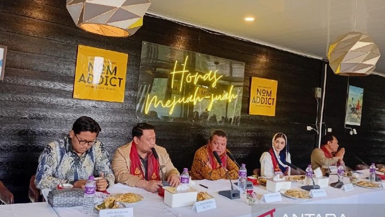 Komisi VII DPR RI mendesak pemerintah daerah memperbanyak ajang internasional di Danau Toba, danau vulkanik terbesar dunia, demi meningkatkan jumlah wisatawan dan ekonomi lokal.