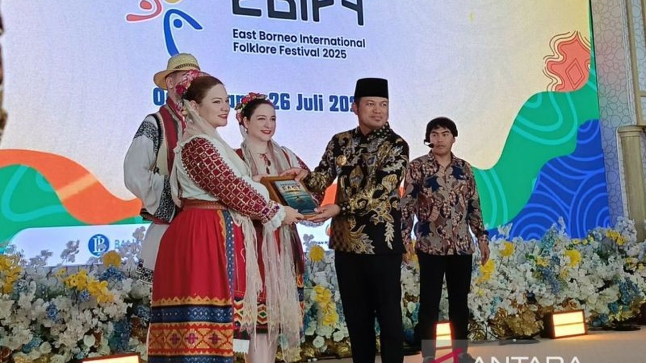 Pemerintah Provinsi Kalimantan Timur gencar mempromosikan Budaya Kaltim di kancah internasional melalui EBIFF 2025, menarik perhatian 6 negara dan memperkuat citra sebagai gerbang IKN.