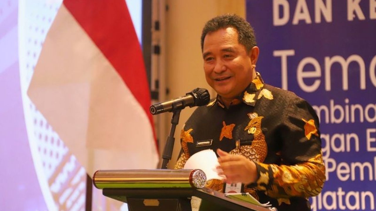 Kemendagri mendesak Forkopimda rutin melakukan evaluasi kinerja Satgas Ormas terpadu untuk mengatasi gangguan investasi senilai Rp900 triliun dan premanisme.