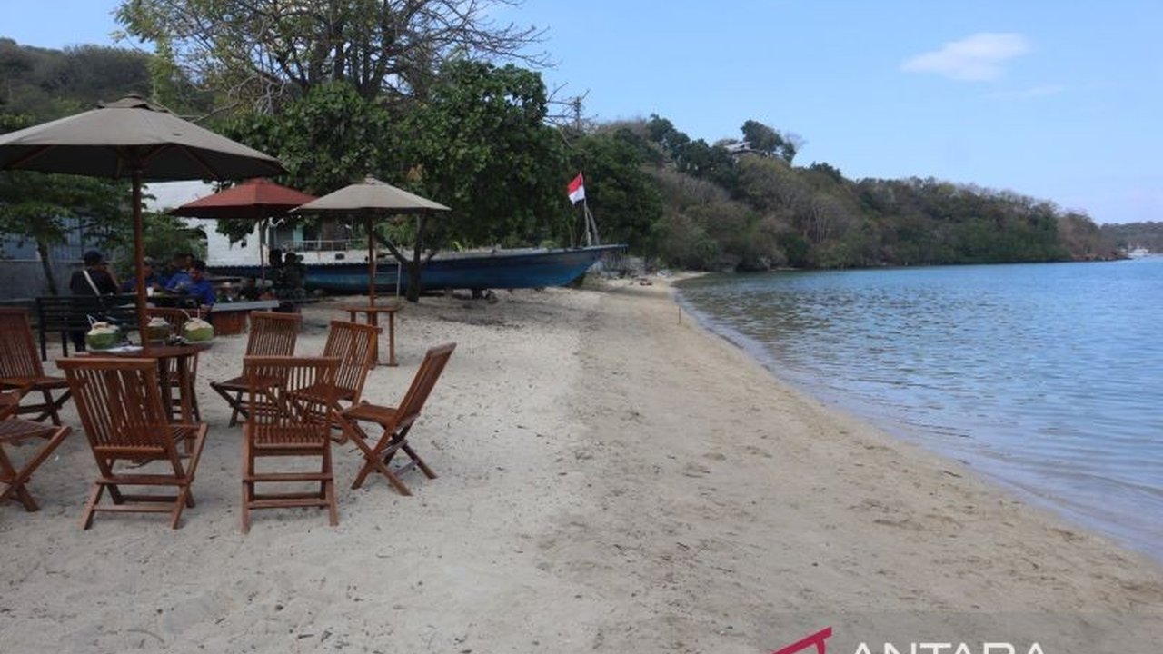 Kementerian Pariwisata dan BPOLBF resmi meluncurkan Pantai Binongko Labuan Bajo sebagai destinasi wisata baru yang inklusif. Apa yang membuat pantai ini istimewa?