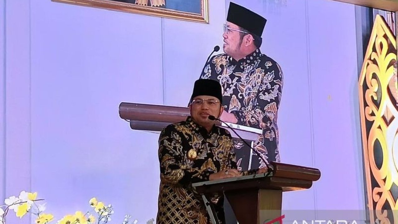 Gubernur Kaltim manfaatkan East Borneo International Folklore Festival (EBIFF) 2025 untuk promosi budaya dan sisipkan peluang investasi IKN di Kaltim kepada delegasi mancanegara.