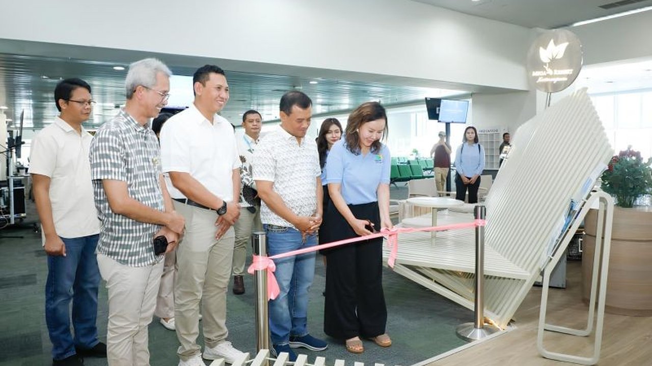 Gubernur Jateng Ahmad Luthfi mendorong eksplorasi Karimunjawa dan promosi wisata. Potensi besar pulau ini menarik perhatian 360 ribu turis setiap tahun, menjanjikan surga baru bagi penyelam.
