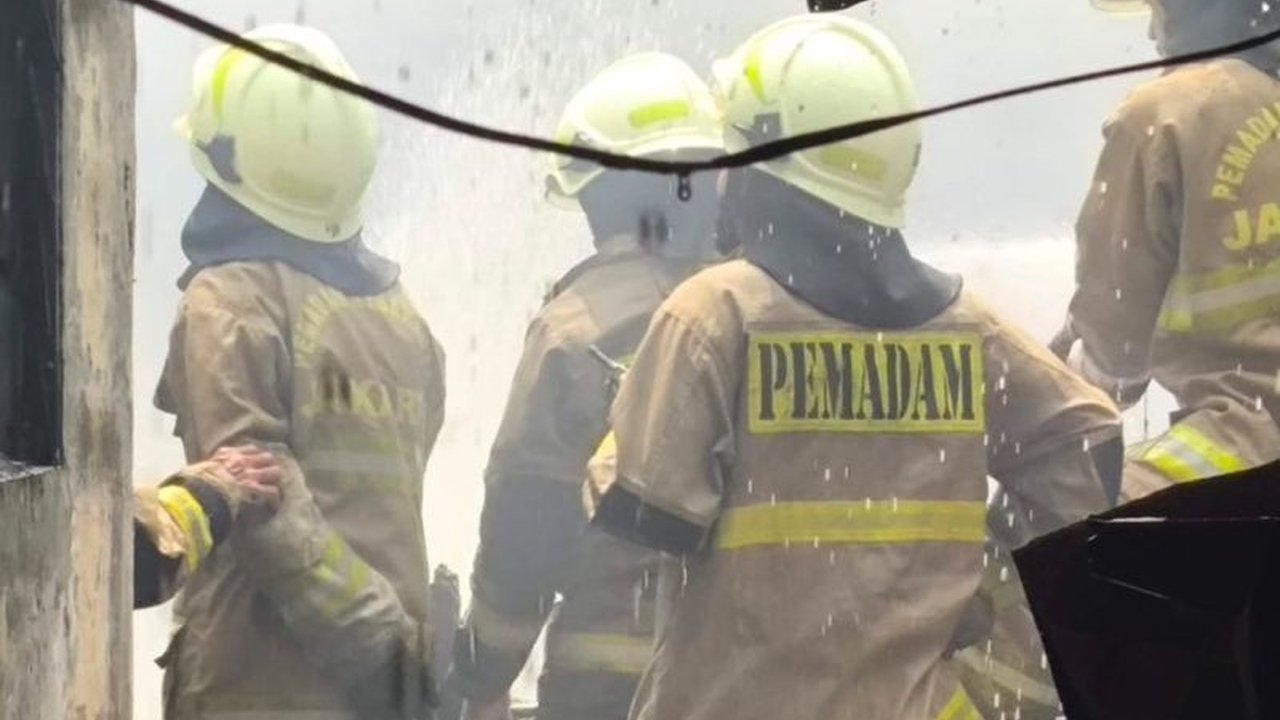 Kerugian Kebakaran Jakarta Utara Capai Rp485 Juta: 10 Rumah Ludes Dilalap Api di Pademangan