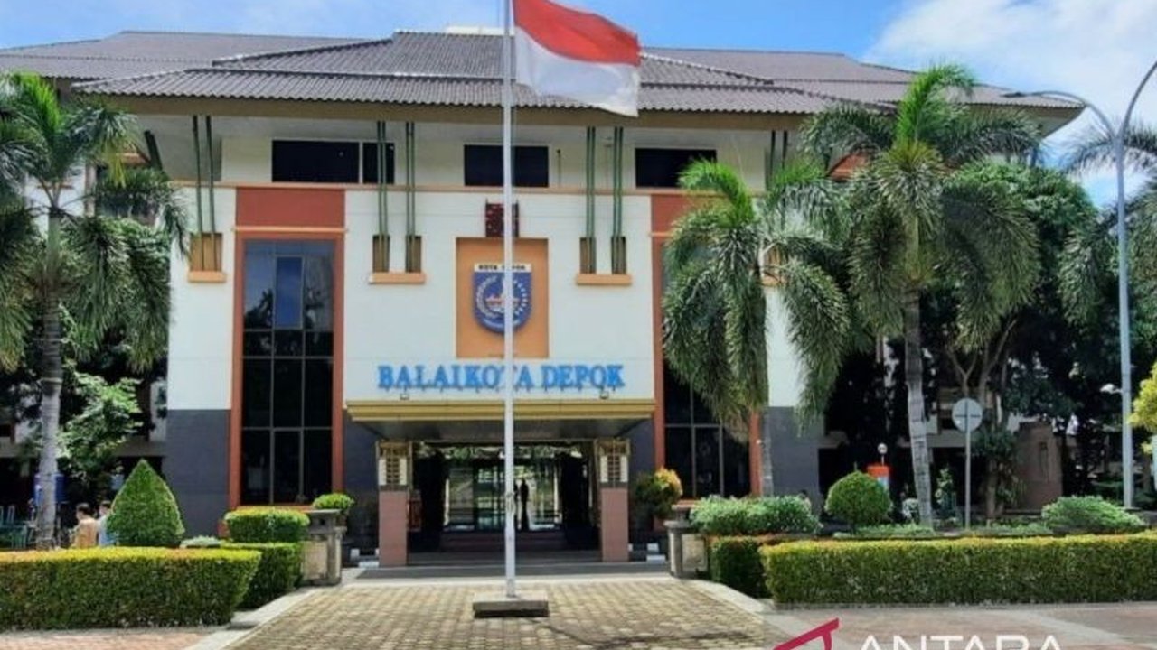 Pemkot Depok belum menemukan kasus beras oplosan, namun masyarakat perlu tahu cara membedakan beras premium dan medium. Waspadai bahaya pencampuran zat berbahaya!