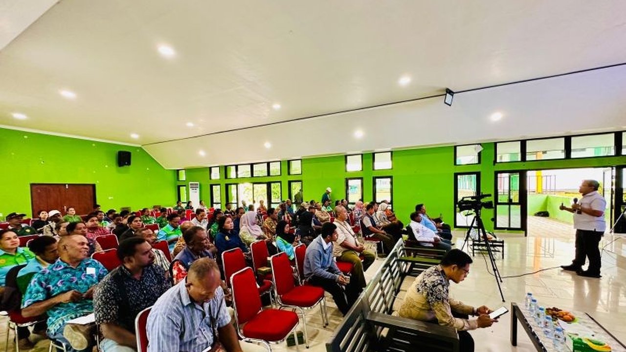 Kementerian Pertanian melakukan integrasi penyuluh pertanian ke dalam struktur kementerian. Langkah strategis ini bertujuan mempercepat swasembada pangan nasional. Bagaimana dampaknya?