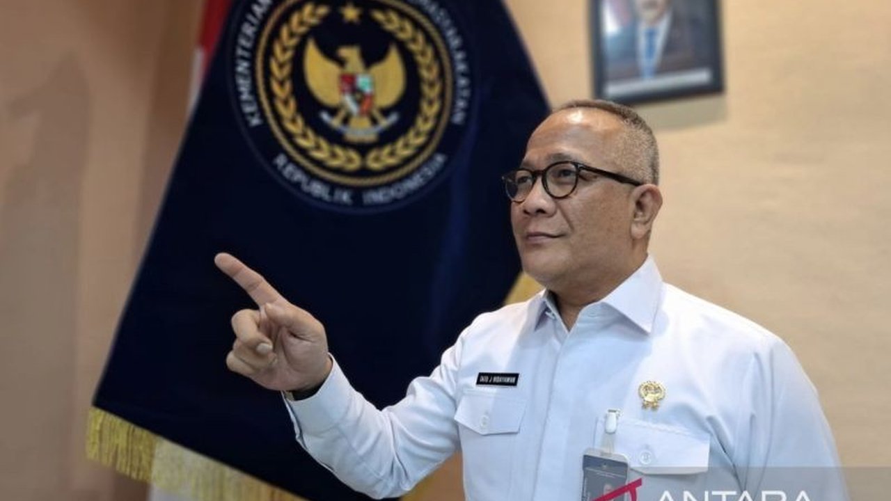 Imigrasi Aceh gencar perkuat pengawasan orang asing melalui Tim Pora di berbagai daerah, khususnya objek wisata, demi menjaga kedaulatan dan ketertiban wilayah.