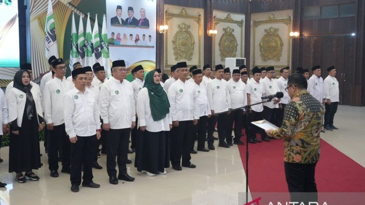 Koordinator Presidium Majelis Nasional KAHMI canangkan enam forum silaturahim regional di berbagai kota, perkuat jejaring dan dorong kemandirian ekonomi. Apa saja kota yang akan menjadi tuan rumah?