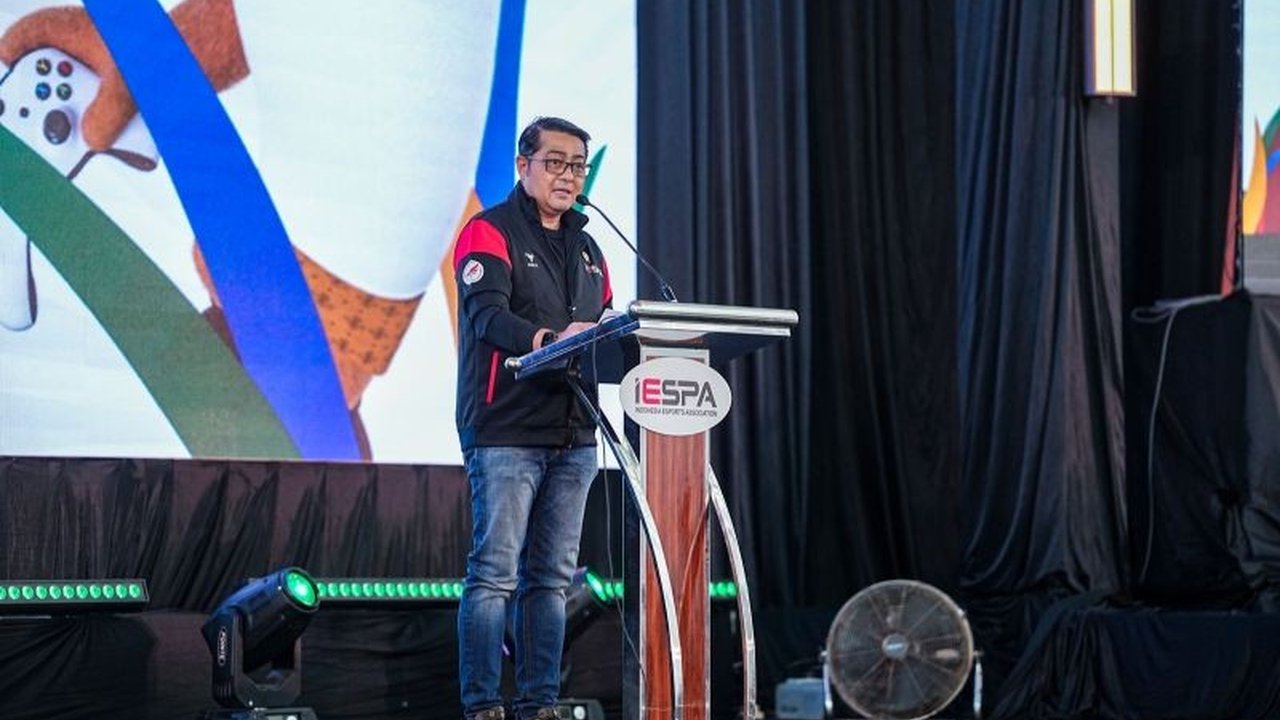 Menteri Ekonomi Kreatif meyakini industri Esports mampu menjadi motor penggerak ekonomi kreatif nasional, berpotensi meningkatkan kontribusi PDB dan membuka peluang karir baru.