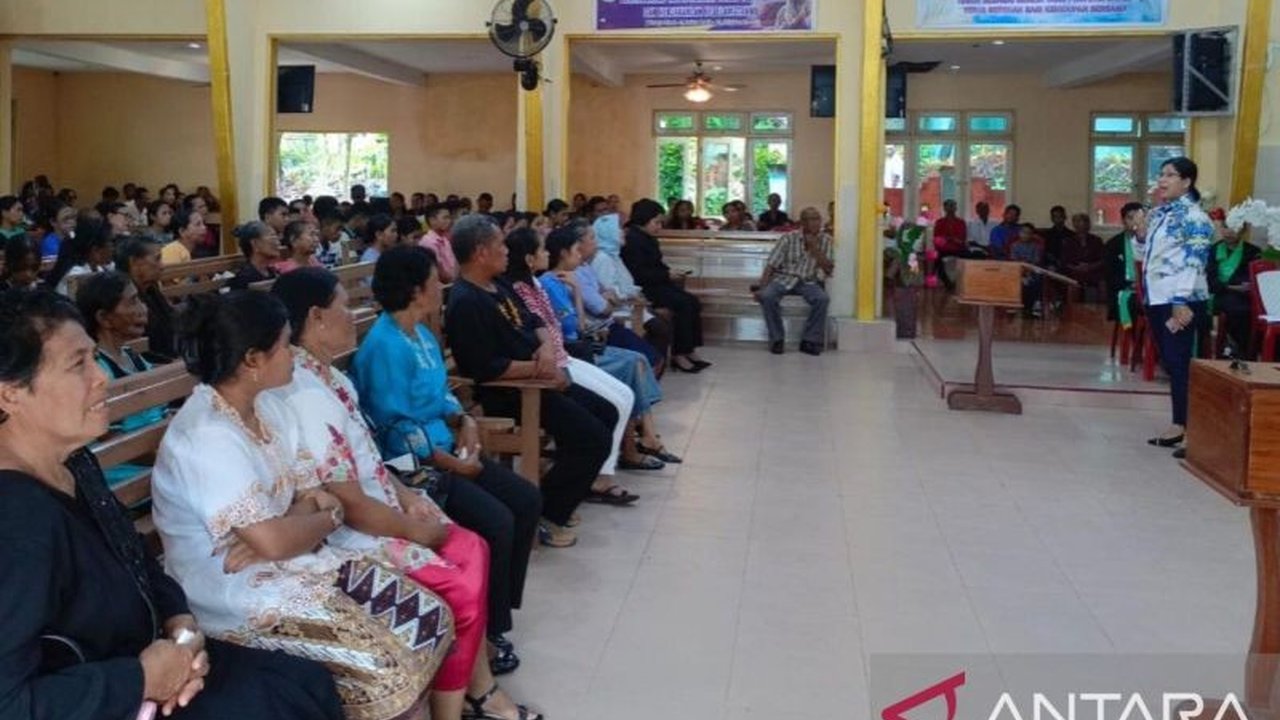 Polresta Ambon menggelar Sosialisasi UU Perlindungan Anak dan PKDRT kepada 200 jemaat Gereja Ebenhaezer, meningkatkan pemahaman masyarakat akan pentingnya perlindungan perempuan dan anak.