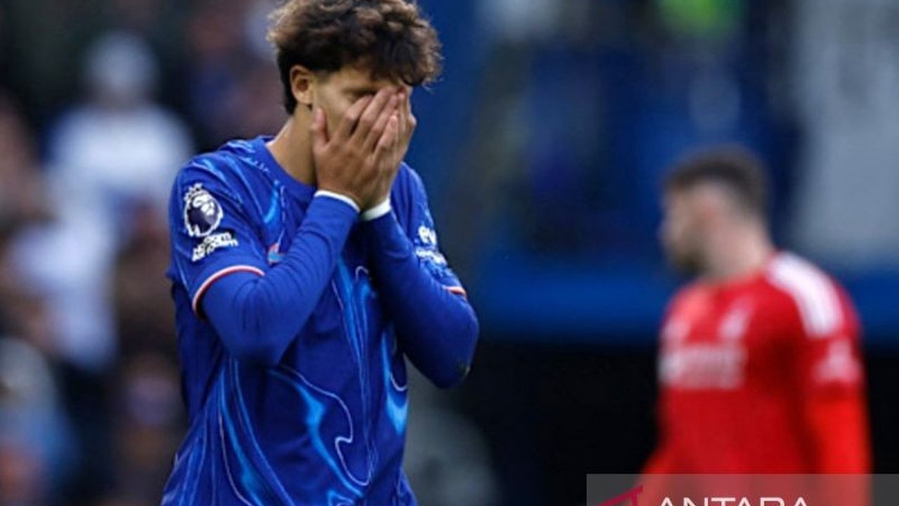 Bintang Portugal Joao Felix dilaporkan semakin dekat bergabung dengan Al-Nassr, menyusul kompatriotnya Cristiano Ronaldo. Transfer ini bernilai fantastis!