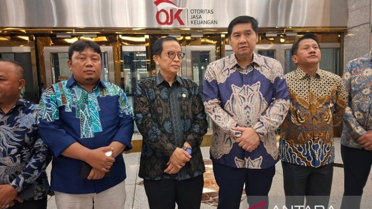 Kementerian PKP dan OJK berkolaborasi menyederhanakan proses SLIK demi mempermudah akses KPR Subsidi bagi masyarakat berpenghasilan rendah, membuka harapan baru bagi jutaan keluarga.