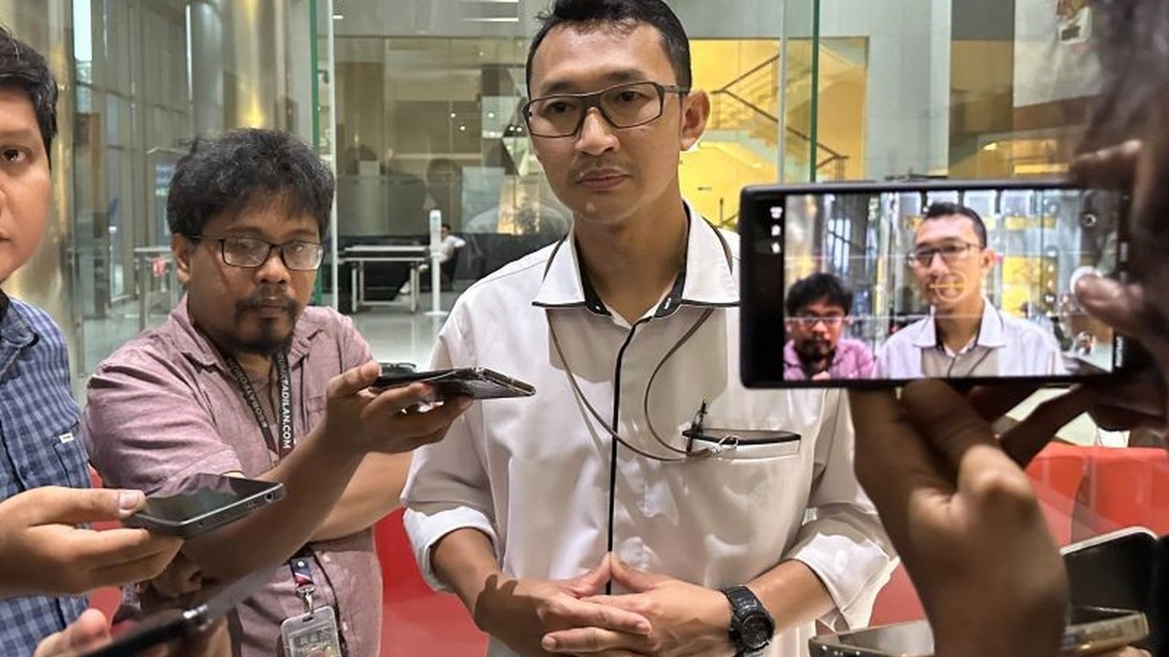 Terungkap! KPK Dalami Asal Usul Motor di Rumah Ridwan Kamil, Tersangkut Kasus Korupsi Bank BJB?