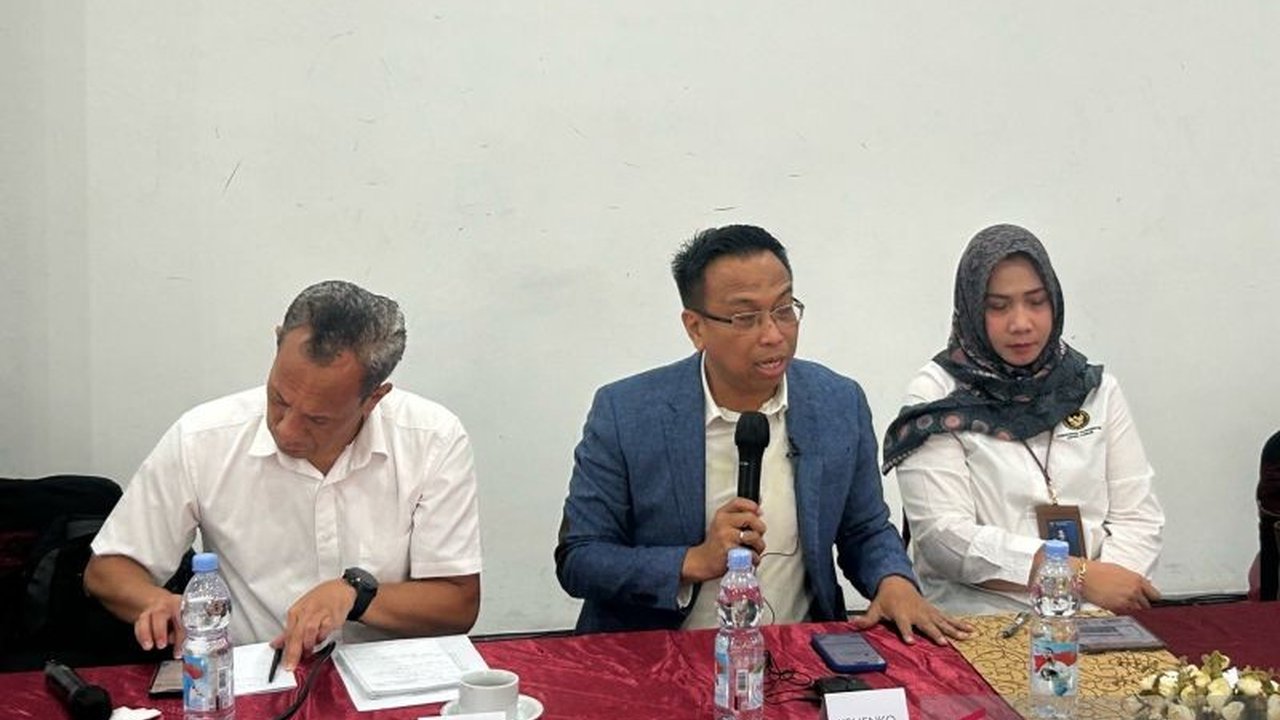 Kementerian Koordinator Bidang Pangan membeberkan rencana ambisius pembentukan 80.000 unit KDMP yang diproyeksikan menyerap hingga 1,4 juta lapangan kerja baru. Simak detailnya!