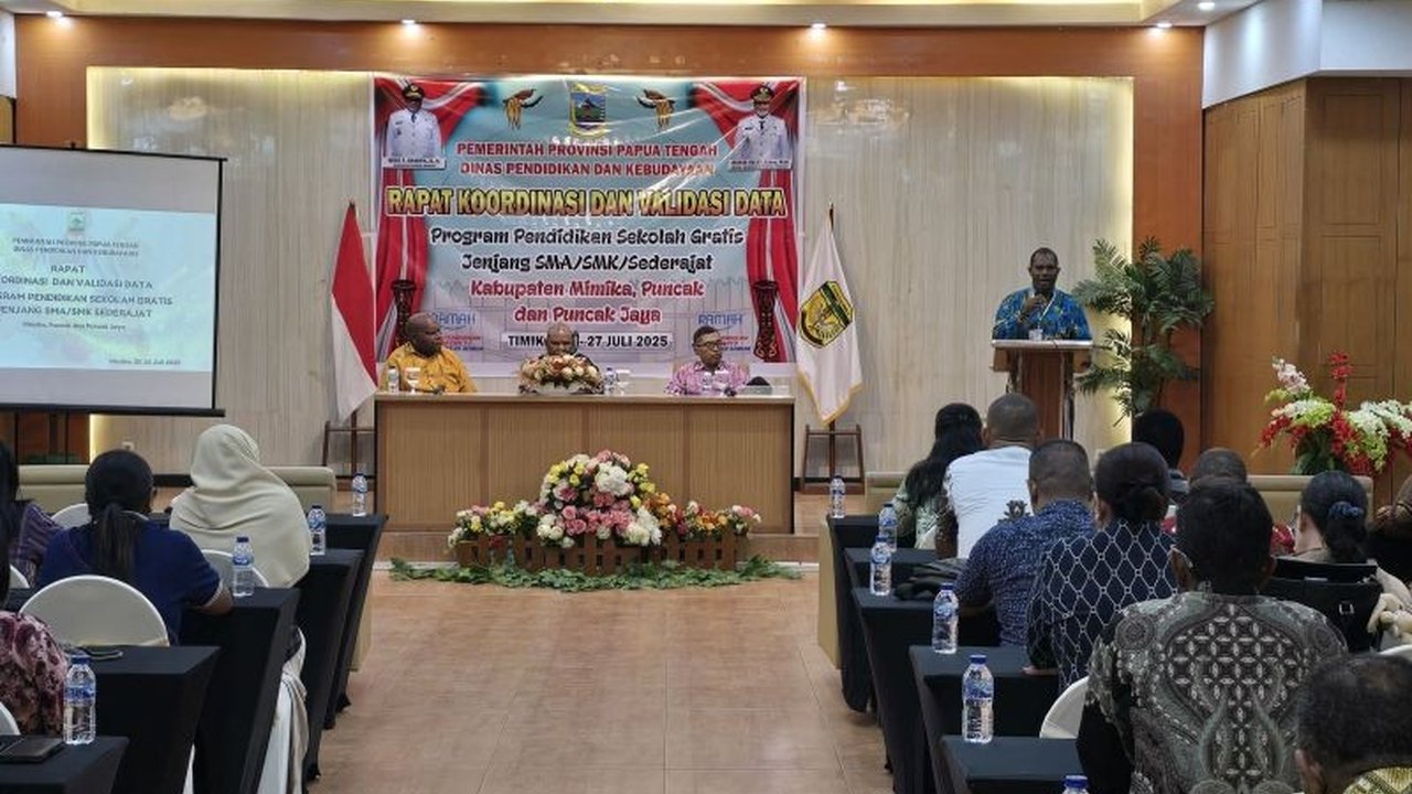 Pemerintah Provinsi Papua Tengah serius tangani angka putus sekolah yang tinggi. Validasi data program pendidikan gratis digalakkan di tiga kabupaten untuk pemerataan akses.