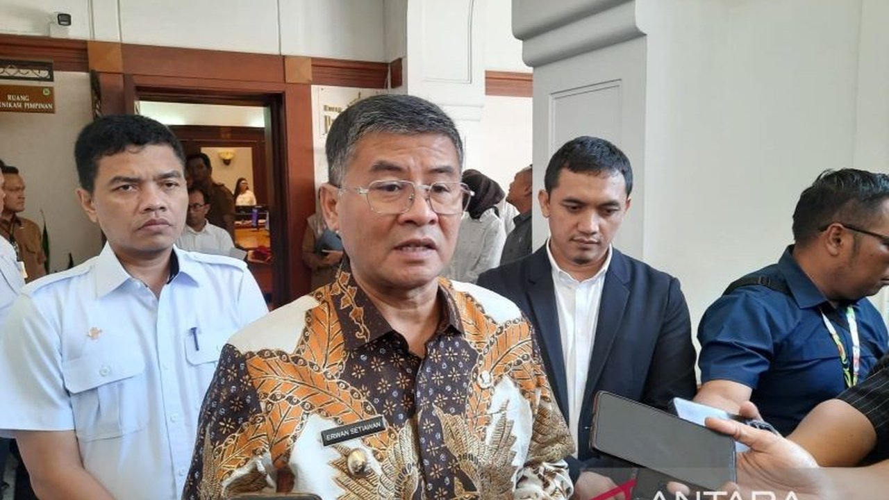 Terkuak! Klaim Kebocoran Data Jawa Barat 4,6 Juta Warga di Darkweb: Wagub Jabar Tegaskan Bukan dari Sistem Pemprov.