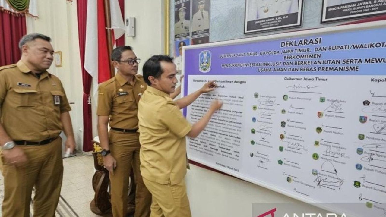 Pemerintah Kabupaten Bangkalan memperkuat sinergi dengan TNI dan Polri untuk menjamin keamanan investasi. Langkah ini diharapkan meningkatkan kepercayaan investor.